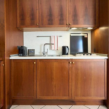 -Luminosa 5 Stars With Balcony- Wifi Netflix 15 Minutes From Duomo Leilighet Milano Eksteriør bilde