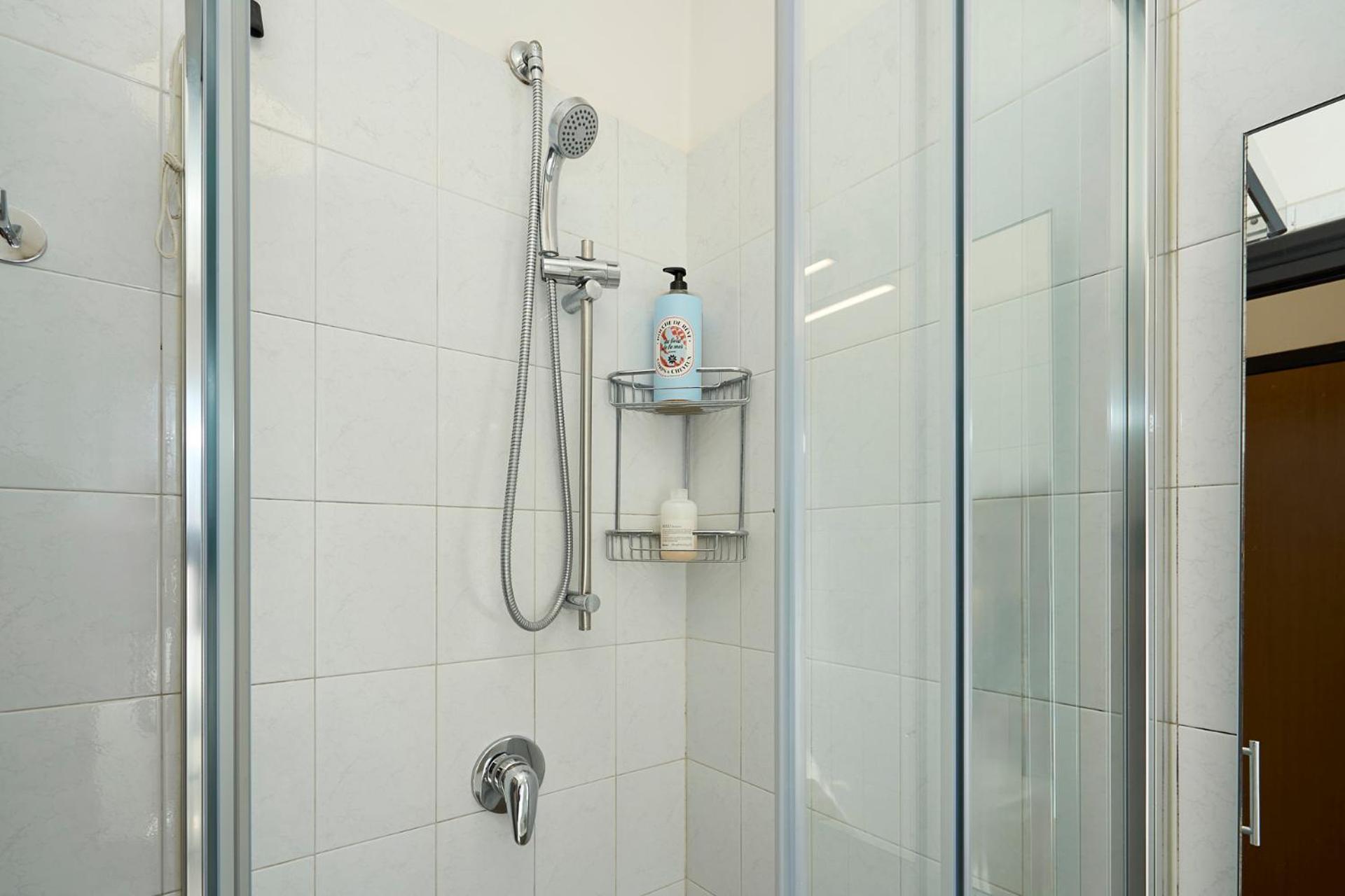 -Luminosa 5 Stars With Balcony- Wifi Netflix 15 Minutes From Duomo Leilighet Milano Eksteriør bilde
