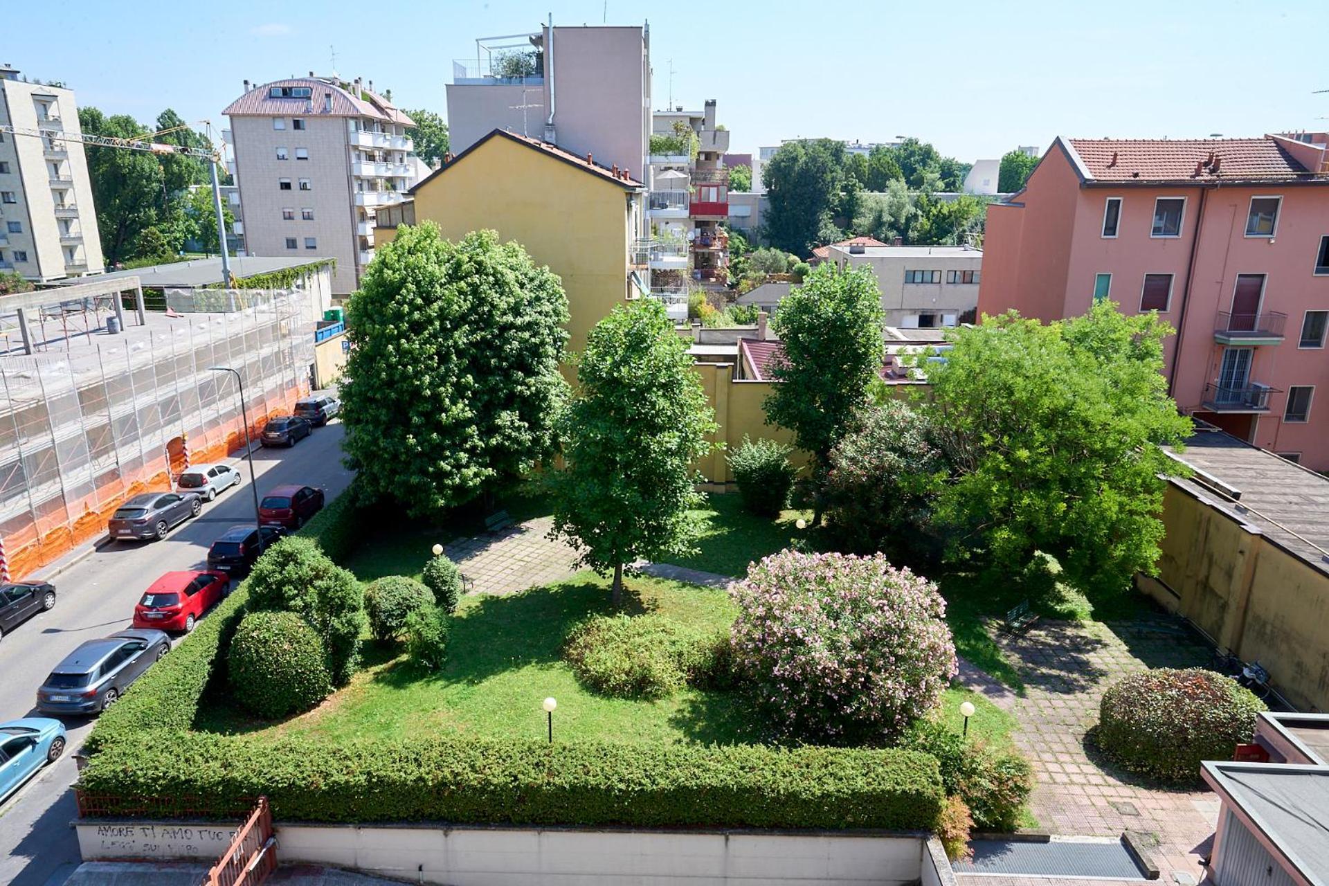 -Luminosa 5 Stars With Balcony- Wifi Netflix 15 Minutes From Duomo Leilighet Milano Eksteriør bilde